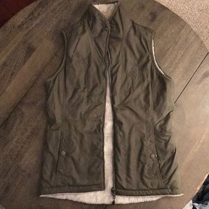 North face vest